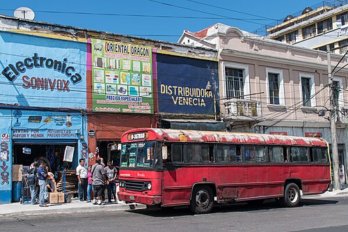 Street_scene_in_Guatemala-City%27s_center_Zone_1.jpg?1753831435641